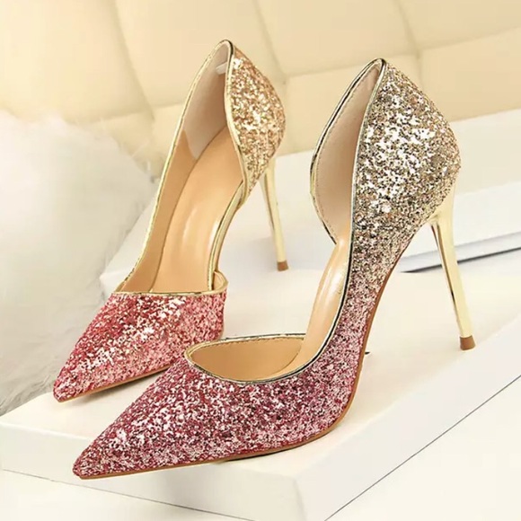 Big Tree Shoes - Rosy Red Size 6.5 ladies Stiletto Glitter ✨ Heels